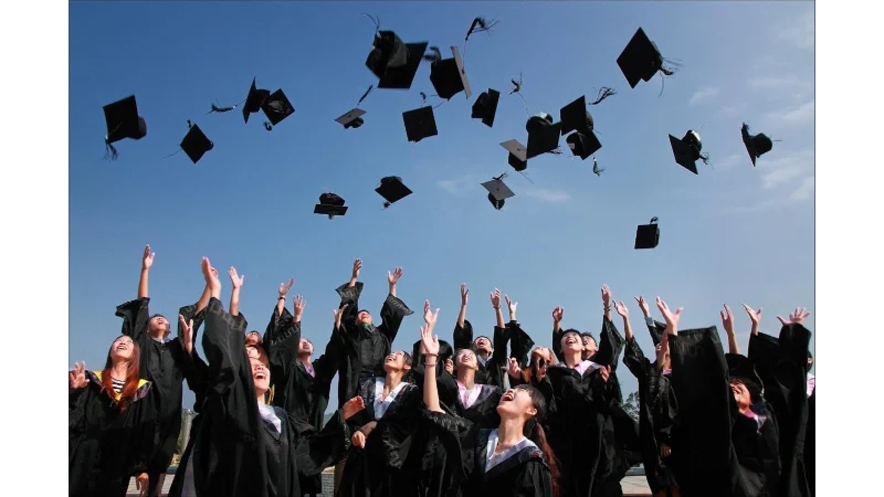 Financial Literacy Essentials Every College Student Should Master